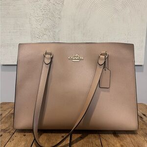 Coach Carryall 40 - Tan/Blush